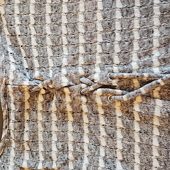 The Limited XL lightweight gray & white sweater (JM) - Picture 3 of 4